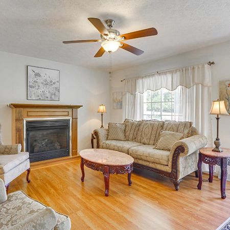 Chatham Getaway With Fireplace, Deck And Gas Grill! Екстериор снимка